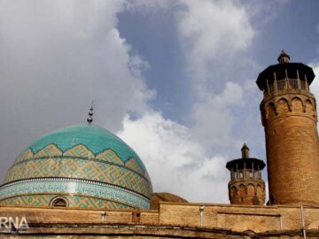 نمای هزار ساله تاریخ در آینه مساجد بروجرد