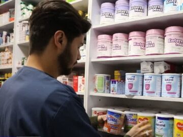 پرداخت ۸۴۰ میلیارد تومان بابت یارانه شیرخشک به داروخانه‌ها / تسویه کامل مطالبات