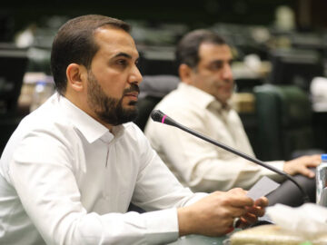 نماینده مجلس: رهبر انقلاب حجت را برای دفاع از تلاش‌های دولت تمام کردند
