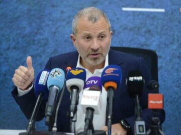 کسانی که از خلع سلاح مقاومت سخن می‌گویند، خواهان جنگ داخلی هستند