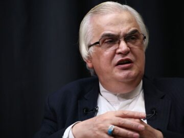 دبیرکل کنگره جهانی شهریار: استاد شهریار نمادی از یکپارچگی فرهنگی ایران است
