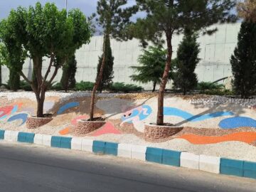 آغاز کاشت درختان مقاوم به کم آبی  در گرمدره