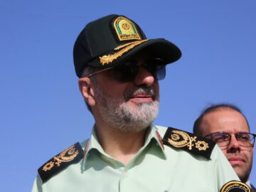 فرمانده فراجا: استفاده از گذرنامه غیر در مرز پیگرد قانونی دارد