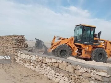 ۲۸۴ هکتار از زمین‌های اندیمشک از دست متصرفان آزاد شد