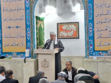 امام جمعه موقت سنندج: مسئولان فرصت خدمت به مردم را هدر ندهند