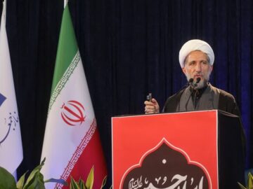 امام جمعه قزوین: خبرنگاری مسوولیتی سخت و ارزشمند است