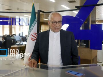 مرعشی: پس‌گرفتن لایحه فضای مجازی نشانه شجاعت و وفاداری به پیمان مردم است