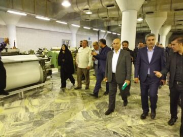 معاون وزیر صمت: رونق صنعت نساجی از اولویت های برنامه هفتم توسعه است
