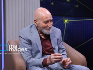 نبوی: الان وقت طرح مطالبات حداکثری نیست/ صداقت، ویژگی مهم پزشکیان