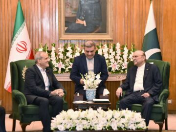زرداری از شجاعت ملت ایران در جنگ ۱۲ روزه اسرائیل تمجید کرد