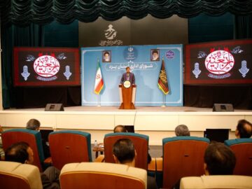 استاندار: اقدامات استان یزد به سمت توسعه پایدار سوق داده‌شود