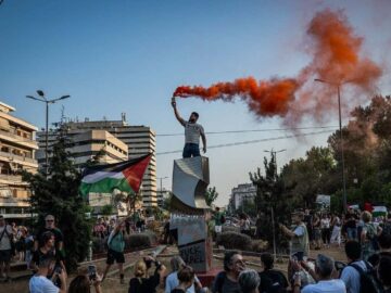 شهردار آتن: اسرائیل در حال نسل کشی در غزه است