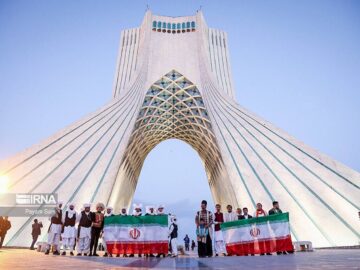 شاعر پیشکسوت: ادبیات و هنر ما در حق تهران ناسپاسی کرده‌اند