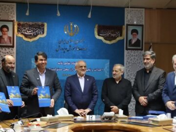 امضای تفاهم‌نامه ساخت ۸۵۰ کلاس و پنج هنرستان جوار صنعت در کرمان