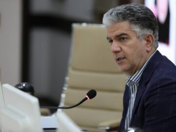 برگزاری انتخابات تمام الکترونیک نظام پزشکی به تصمیم هیات نظارت بستگی دارد
