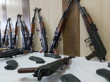 کشف بیش از یک‌هزار قبضه انواع سلاح جنگی در سیستان و بلوچستان