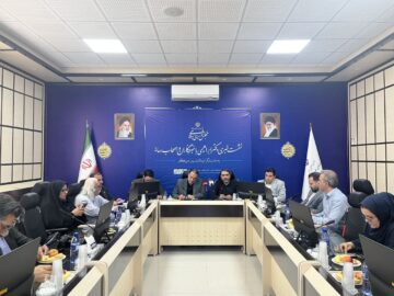 نماینده مجلس: کشاورزی ایران باید به سمت کشت گلخانه‌ای برود