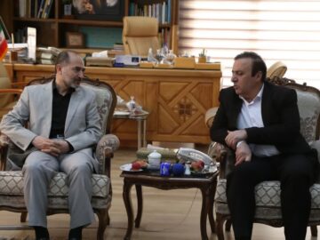 تاکید استاندار قزوین بر ضرورت تامین ارز صنایع