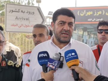 کولیوند: هلال احمر ۷۰۰ هزار خدمت به زائران اربعین ارائه کرده است