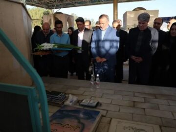 خبرنگاران، پل ارتباطی صادق میان مردم و مسئولان هستند