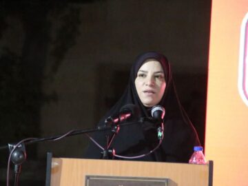 خبرنگاران چشم بیدار جامعه و سنگ بنای توسعه لرستان هستند