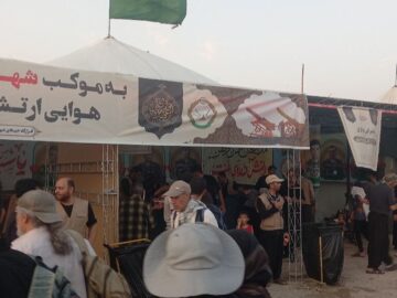 ارتش پای کار اربعین در مرز مهران+فیلم