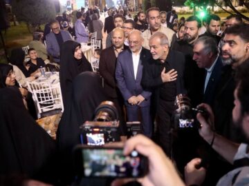 از شوخی رئیس جمهور درباره سلفی تا درخواست افزایش حقوق خبرنگاران