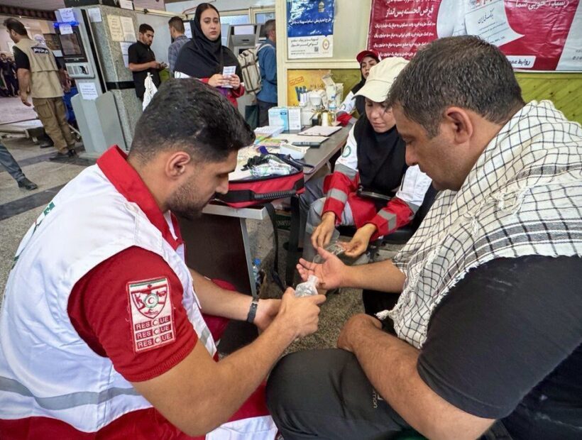 امدادرسانی هلال احمر به ۱۲ هزار و ۵۶ زائر اربعین در مرزهای خوزستان