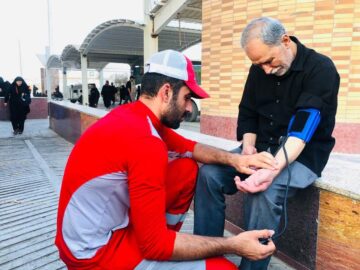 ارائه خدمات درمانی و امدادی به بیش از ۳۱ هزار زائر اربعین در خوزستان