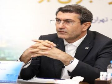 بازاریابی و جذب منابع از جمله اولویت‌های اصلی بانک سینا در سال ۱۴۰۴ است