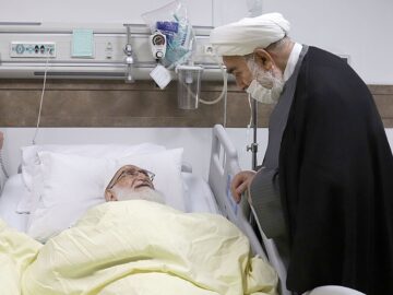 رئیس دفتر رهبر انقلاب از آیت‌الله نوری همدانی عیادت کرد