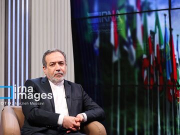 پیام تبریک عراقچی به تیم ملی والیبال جوانان؛ کام ملت ایران را شیرین کردید