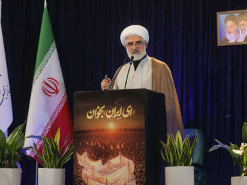 امام جمعه موقت قزوین: وحدت کلمه مهم‌ترین سلاح ایران در برابر دشمن است