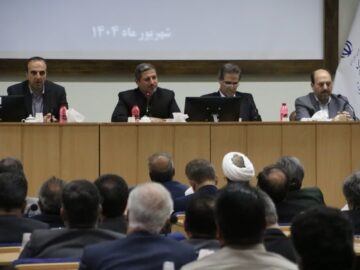 معاون استاندار خراسان‌رضوی: مردم با وجود برخی مشکلات پای انقلاب و نظام ایستاده‌اند