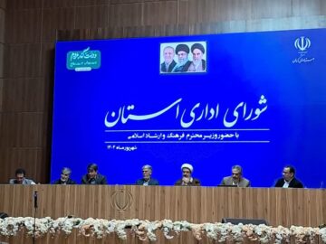 استاندار کرمان: رشد بخش فرهنگ و هنر به اندازه حوزه اقتصادی نیست