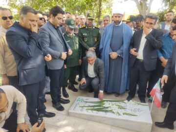 المان شهید گمنام در فرمانداری کامیاران رونمایی شد