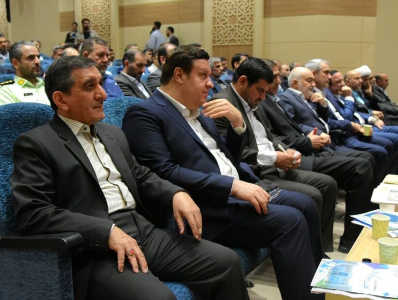 مطالبات مسئولان آبادان و خرمشهر در دیدار با وزیر اقتصاد مطرح شد