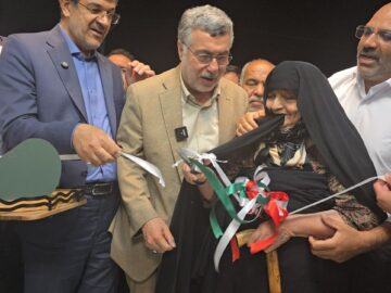 بهره‌برداری از ۲ مرکز بهداشتی درمانی در شهرستان بافق با حضور وزیر بهداشت + فیلم