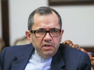 تخت روانچی درگذشت علامه بحرالعلوم را به همتای عراقی تسلیت گفت
