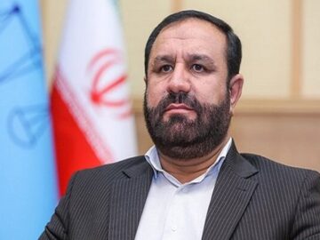 صالحی: شرکت‌های هواپیمایی مسئول تخلف در زمینه قیمت بلیت هستند