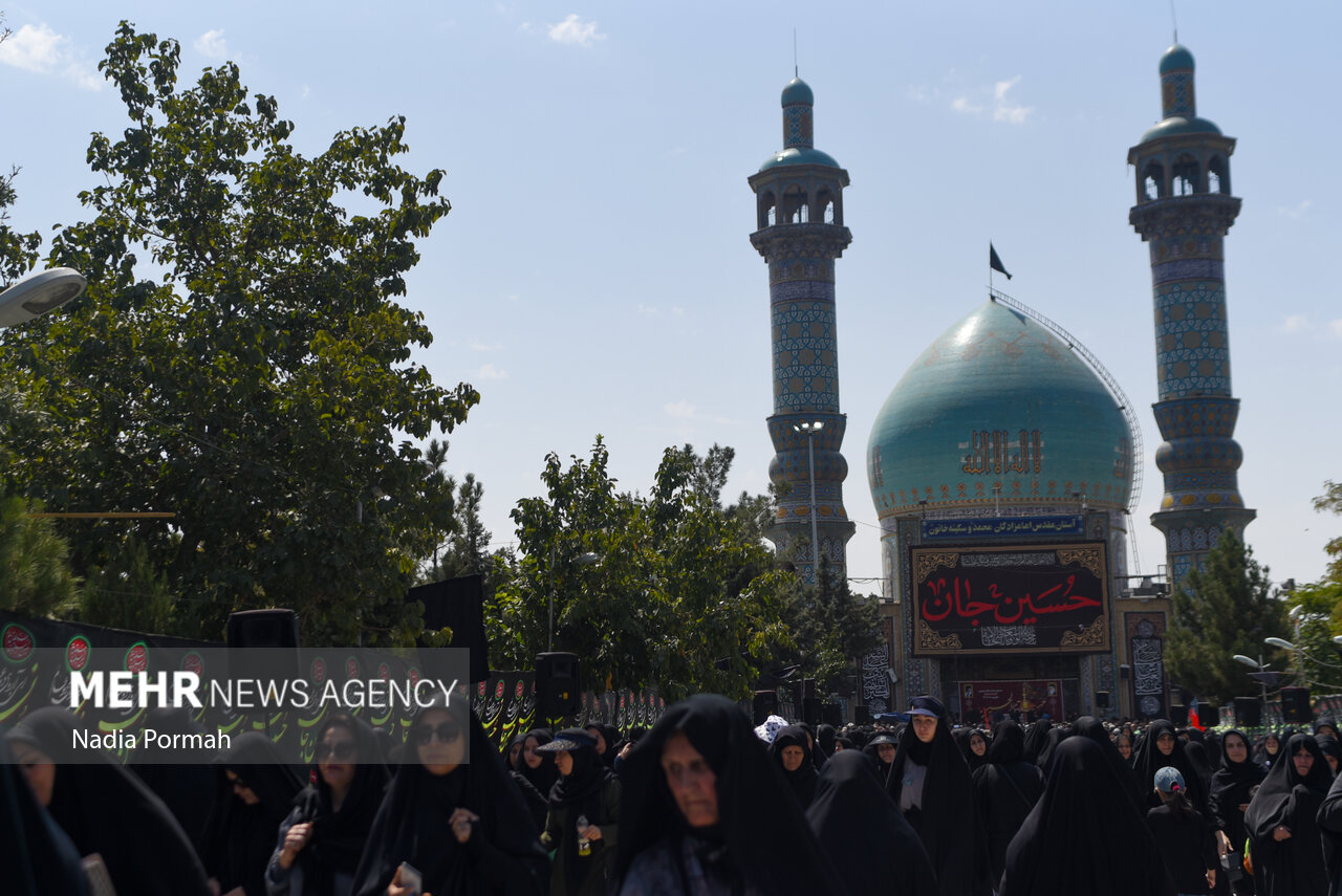 قدم‌هایی که حال و هوای کربلا را در البرز زنده کرد