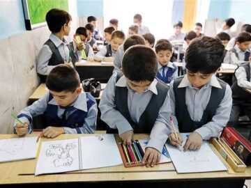 جذب ۳۰ هزار بازمانده از تحصیل با اجرای برنامه‌های حمایتی