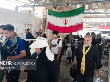 وضعیت تردد در مرز مهران؛ صبح یکشنبه ۱۲ مرداد