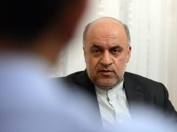 امانی: سفر لاریجانی به لبنان در یک برهه حساس صورت می‌گیرد