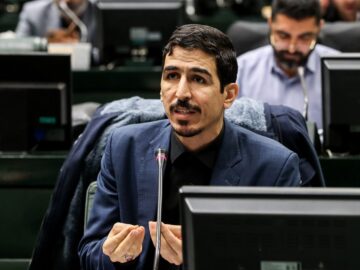 شریعتی: گزارش عملکرد یک ساله دولت زودتر به مجلس ارائه شود