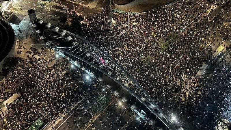 هاآرتص: ۲.۵ میلیون اسرائیلی علیه «نتانیاهو» به خیابان‌ها ریختند