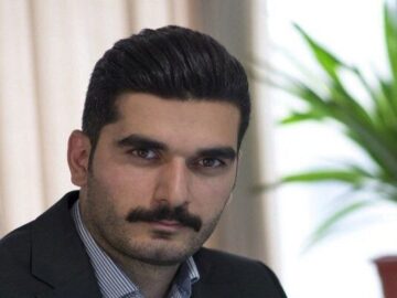 احمدنیا: رویه پزشکیان وعده دادن‌های پوچ نیست