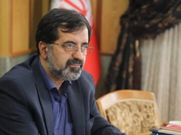 پیام استاندار قم به مناسبت هفته دولت و روز کارمند