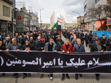دسته عزاداری حسینیه اعظم زنجان در اربعین حسینی