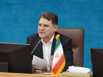 وفاق در مدیریت اجرایی به معنی تفاهم در سیاست‌های خلل‌ناپذیر نظام است